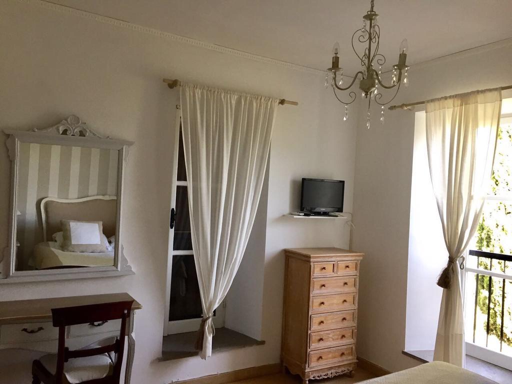 B&B H.M. Sonnino Exteriör bild