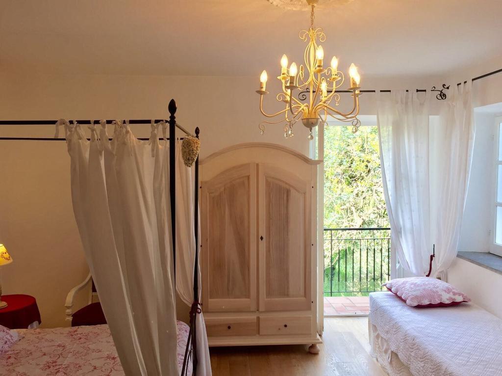 B&B H.M. Sonnino Exteriör bild