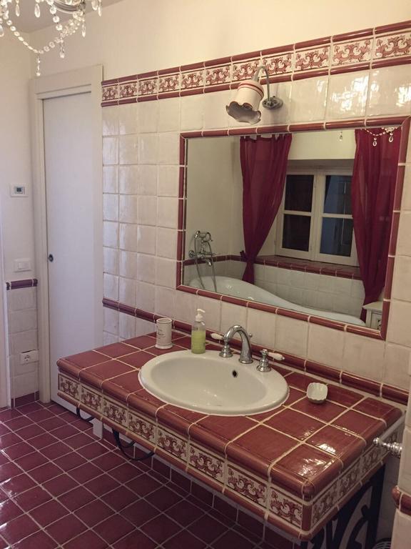 B&B H.M. Sonnino Exteriör bild